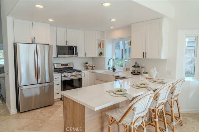 $1,550,000 | 672 Poinsettia Street South, Encinitas, CA 92024
