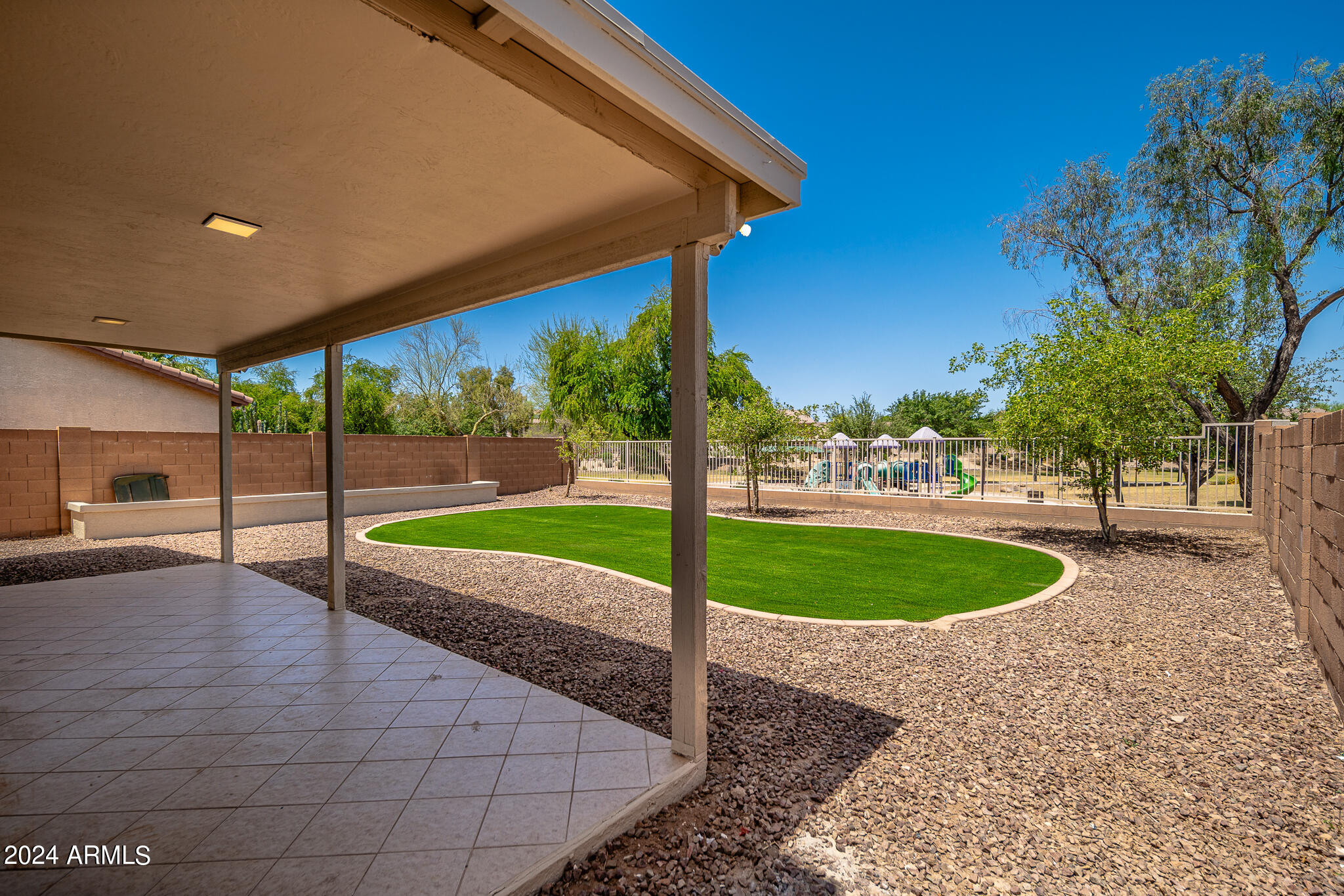 7208 West Crown King Road Phoenix, AZ 85043 - Photo 32 of 42 a view of a swimming pool with a porch