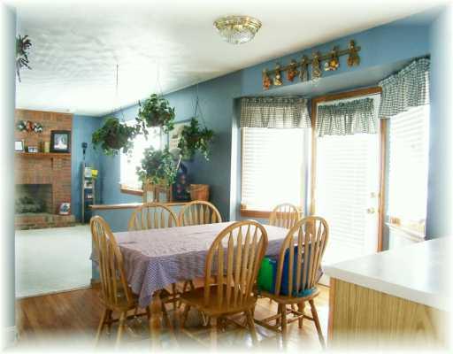 85 Rustic Ridge Drive Plum, PA 15239 - Photo 4 of 8 Den/Family/Great Room.