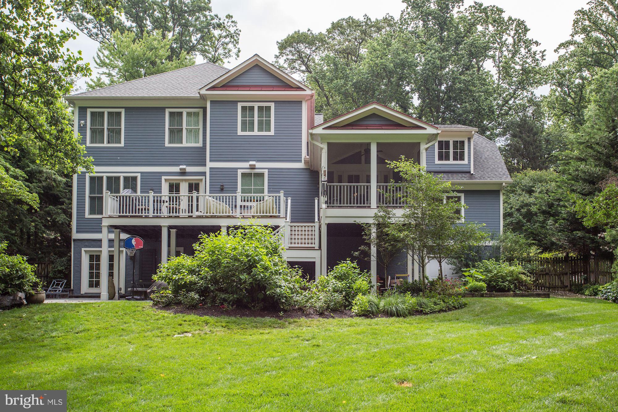2008 Rockingham Street McLean, VA 22101 - Photo 3 of 8 Screen porch opens to deck & stairs to patio
