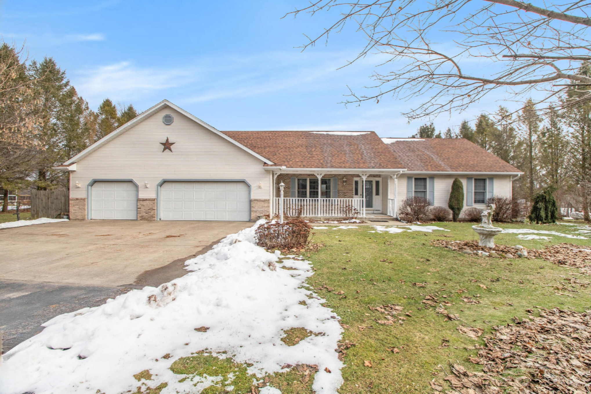 2025 Sage Road Buchanan, MI 49107 - Photo 3 of 42 IMG_7100