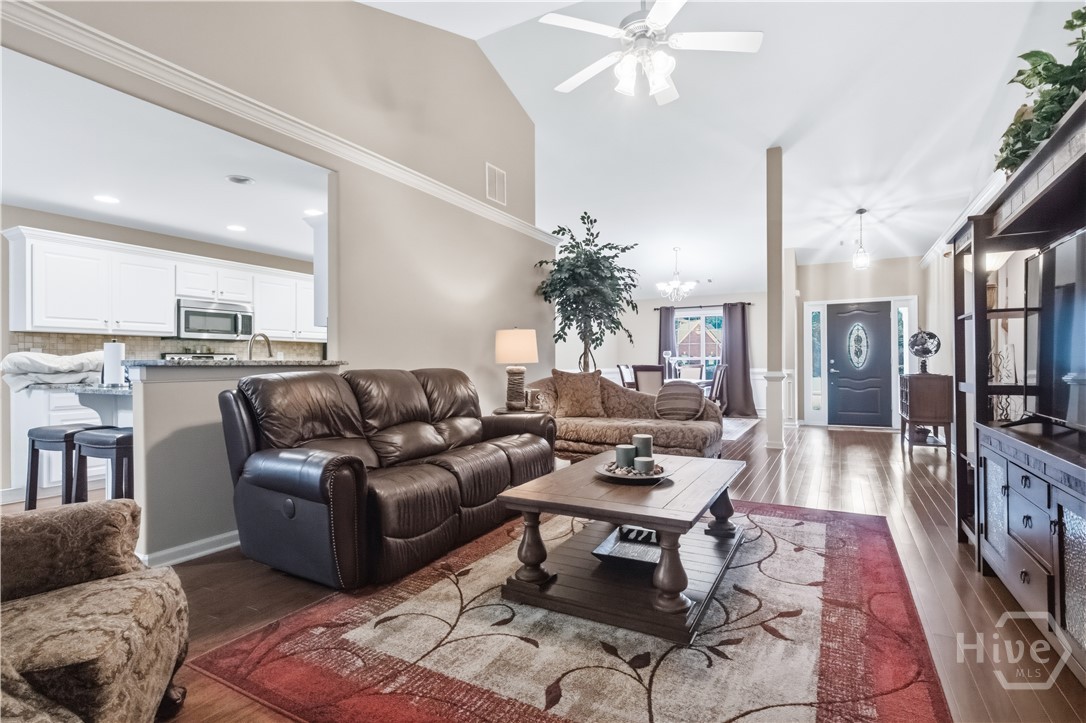 201 Ridge Run Crossing Athens, GA 30605 - Photo 18 of 43 Living Room w/Vaulted Ceiling