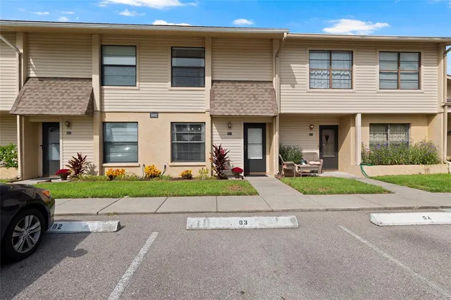 $193,000 | 3602 54th Street West, Unit D4, Bradenton, FL 34209