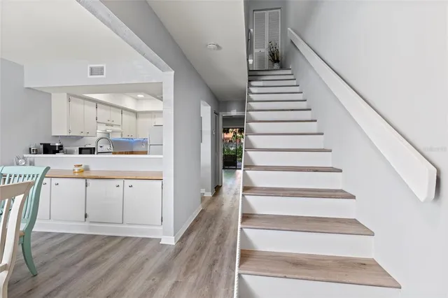 $193,000 | 3602 54th Street West, Unit D4, Bradenton, FL 34209