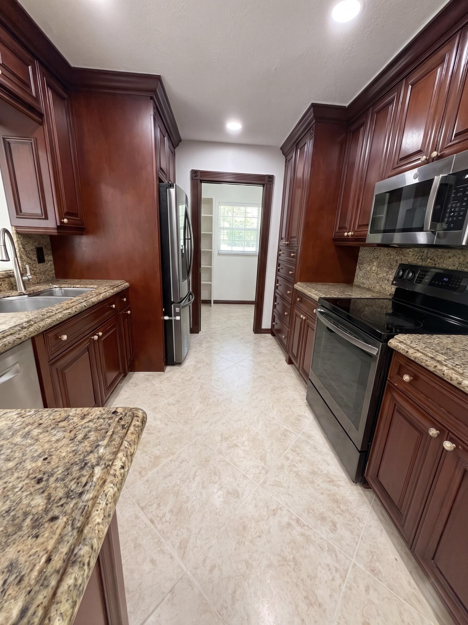 9585 Affirmed Lane Boca Raton, FL 33496 - Photo 3 of 20 IMG_4636