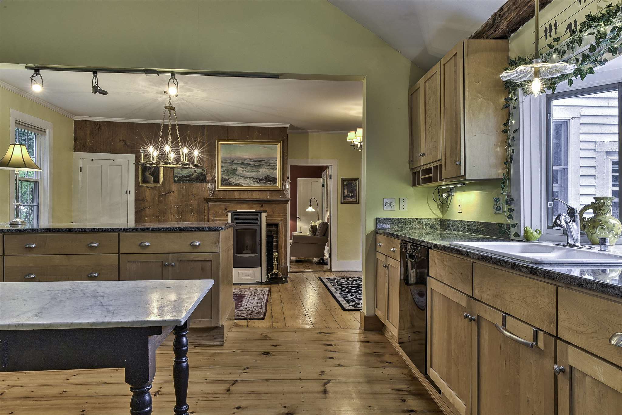 56 Elm Street Walpole, NH 03608 - Photo 11 of 40