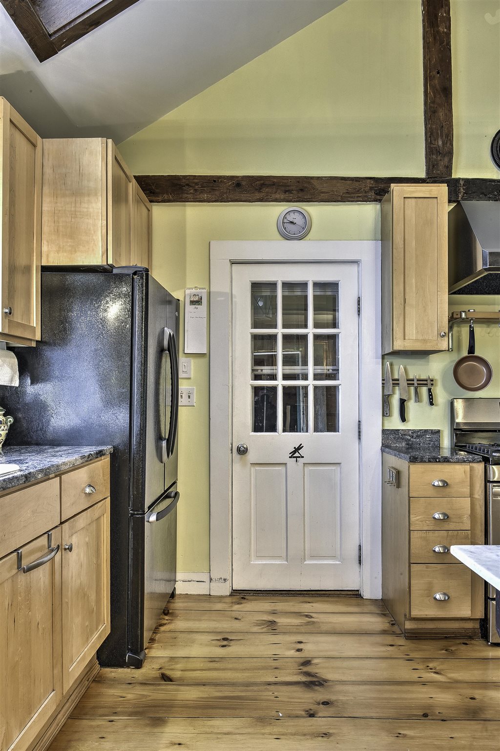 56 Elm Street Walpole, NH 03608 - Photo 9 of 40