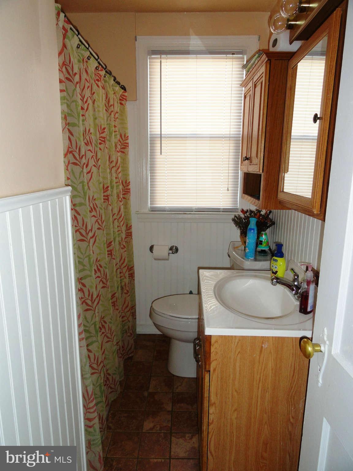 7914 Hillendale Road Baltimore, MD 21234 - Photo 7 of 18 1st Floor Full Bath
