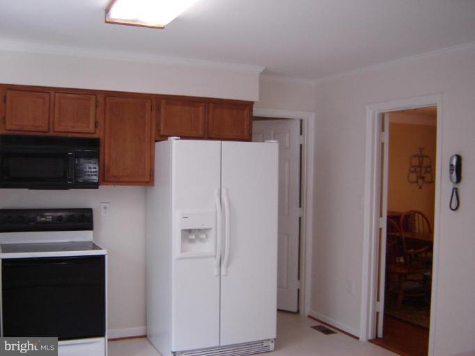 8988 Round Top Road Manassas, VA 20112 - Photo 7 of 30 Kitchen #2
