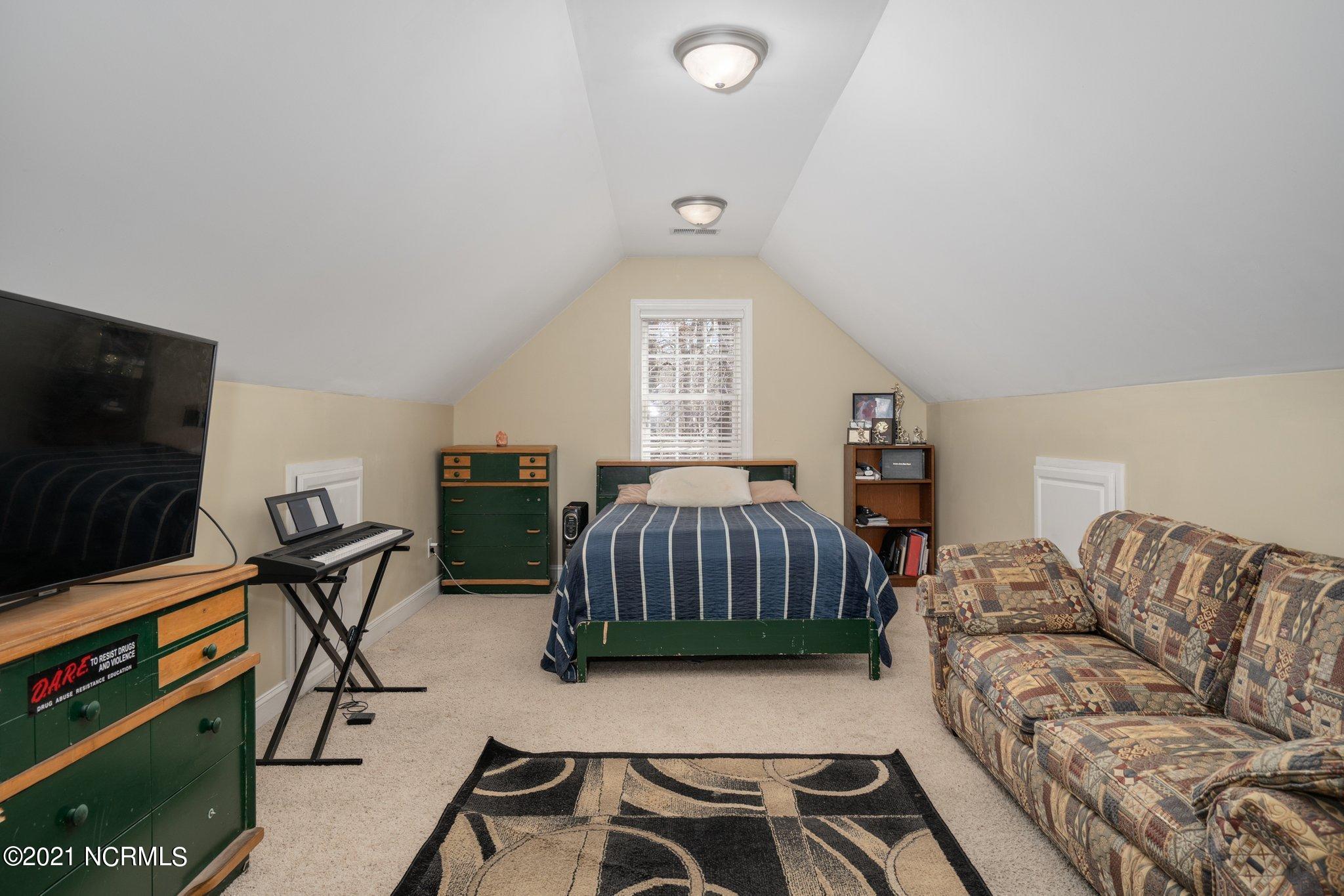 1703 Spring Pond Road Nashville, NC 27856 - Photo 29 of 37 029-1703SpringPondRoad-Nashville-NC-2785