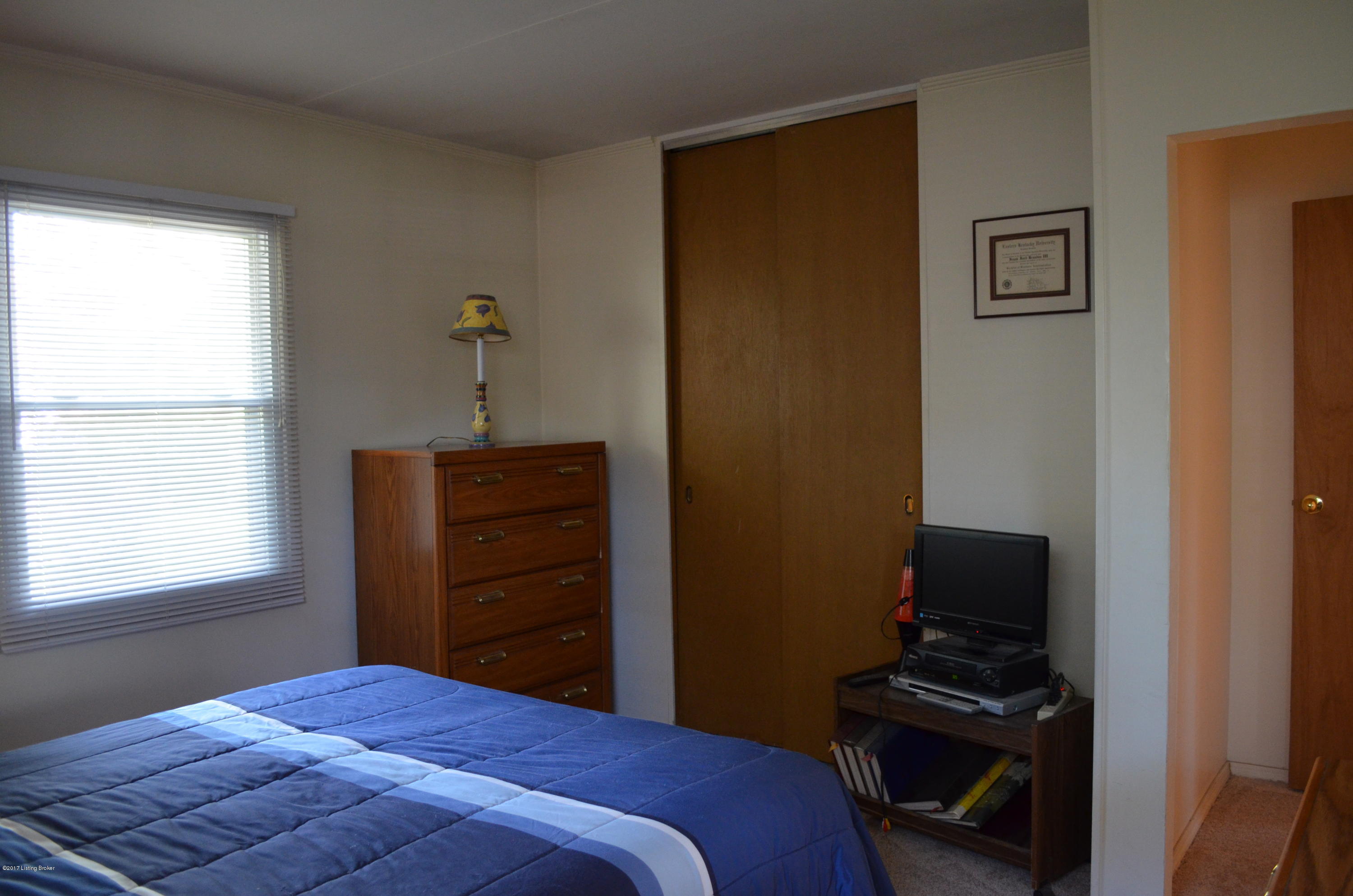 1315 Mill Race Road Louisville, KY 40242 - Photo 16 of 25 DSC_0148