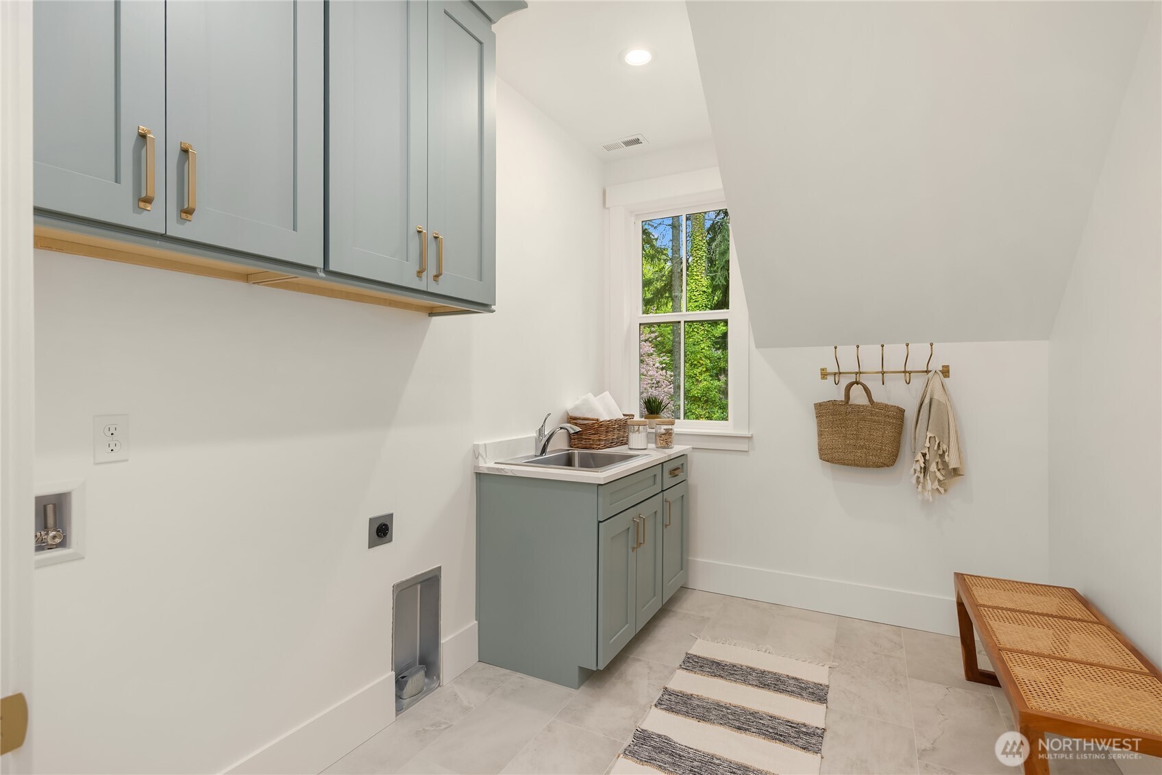 4948 Northeast N Tolo Road Bainbridge Island, WA 98110 - Photo 35 of 40
