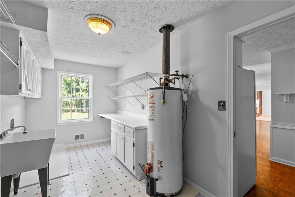 894 Upper Woolsey Road Hampton, GA 30228 - Photo 33 of 96