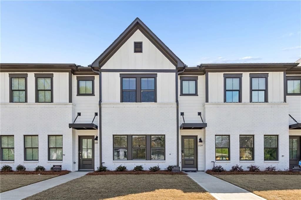 1324 Parc Bench Road Atlanta, GA 30316 - Photo 3 of 35 front view of a house with a yard