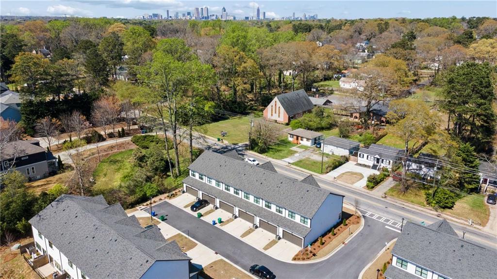 1324 Parc Bench Road Atlanta, GA 30316 - Photo 34 of 35 an aerial view of multiple houses with yard