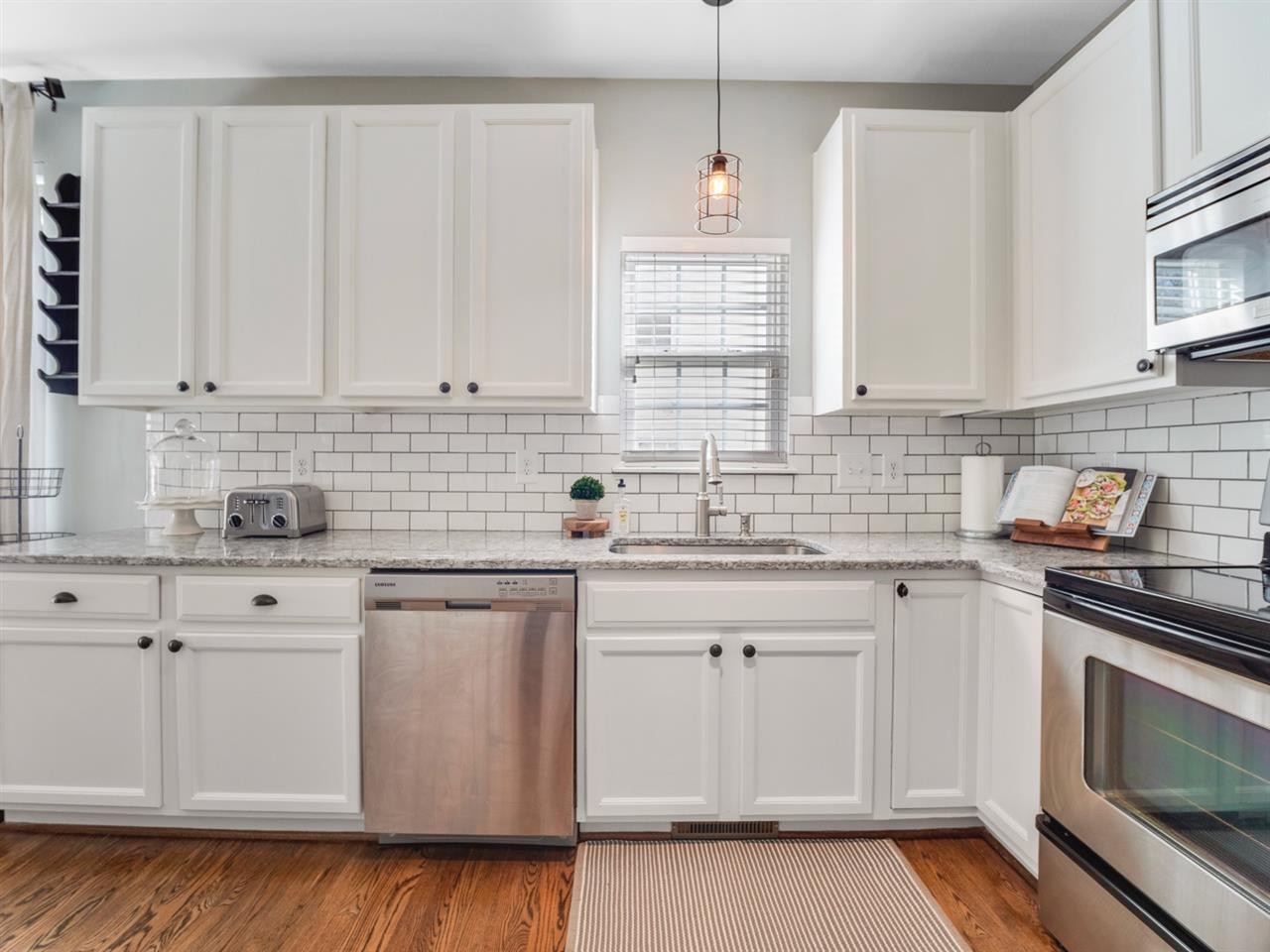 Light and Bright Open Kitchen