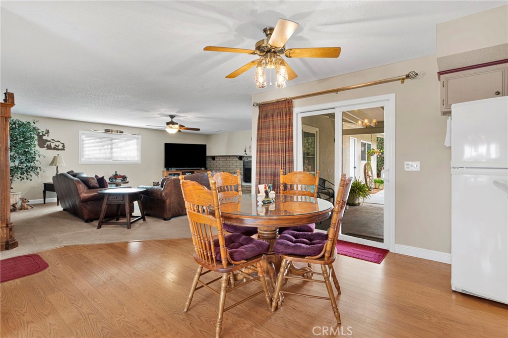 20115 Shoshonee Road Apple Valley, CA 92307 - Photo 11 of 56