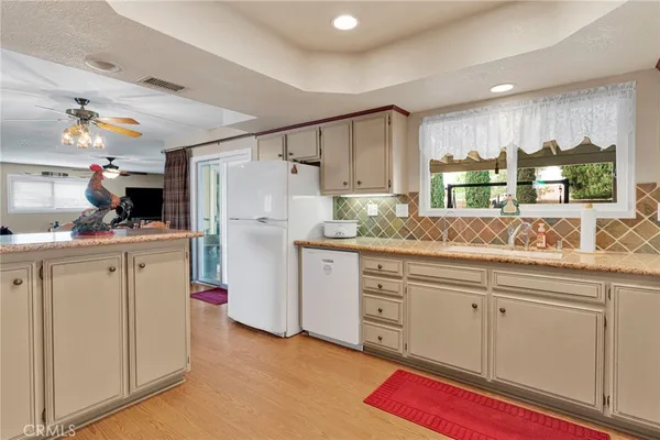 $569,000 | 20115 Shoshonee Road, Apple Valley, CA 92307