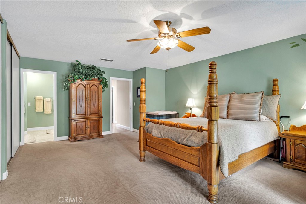 20115 Shoshonee Road Apple Valley, CA 92307 - Photo 23 of 56