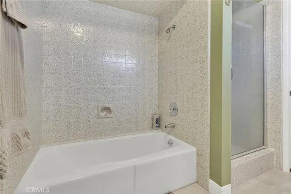 $569,000 | 20115 Shoshonee Road, Apple Valley, CA 92307