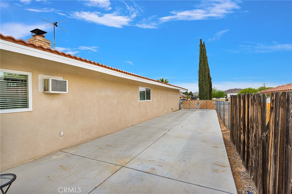 20115 Shoshonee Road Apple Valley, CA 92307 - Photo 43 of 56