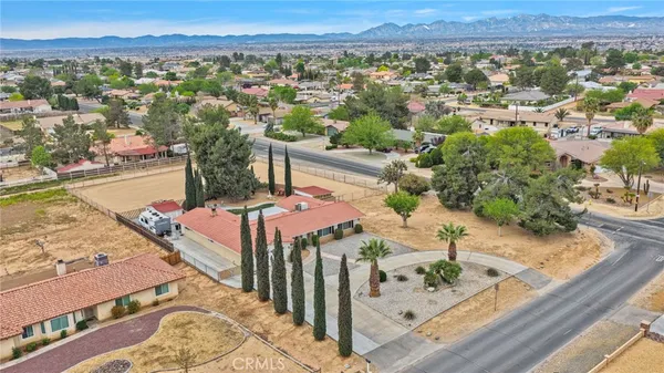 $569,000 | 20115 Shoshonee Road, Apple Valley, CA 92307