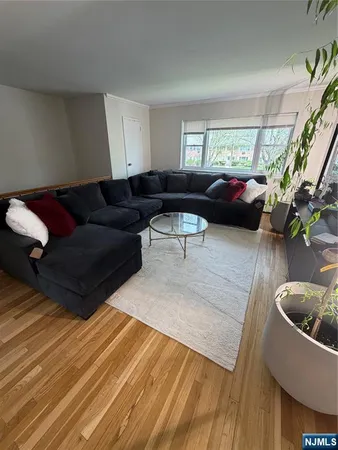 $2,200 | 3 Manchester Court, Unit 140, Wayne, NJ 07470