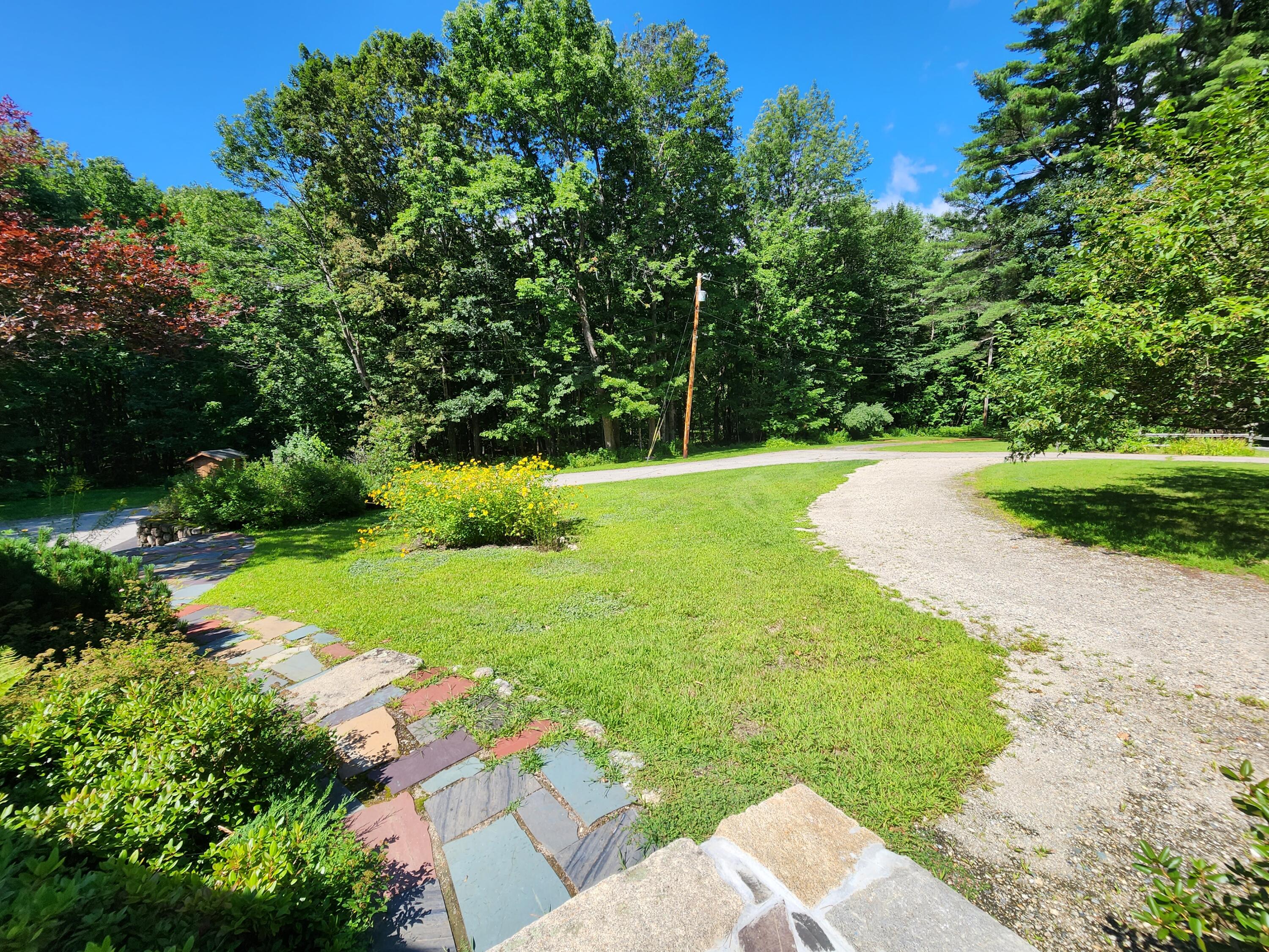 76 Waterford Road Norway, ME 04268 - Photo 10 of 44 entry drive