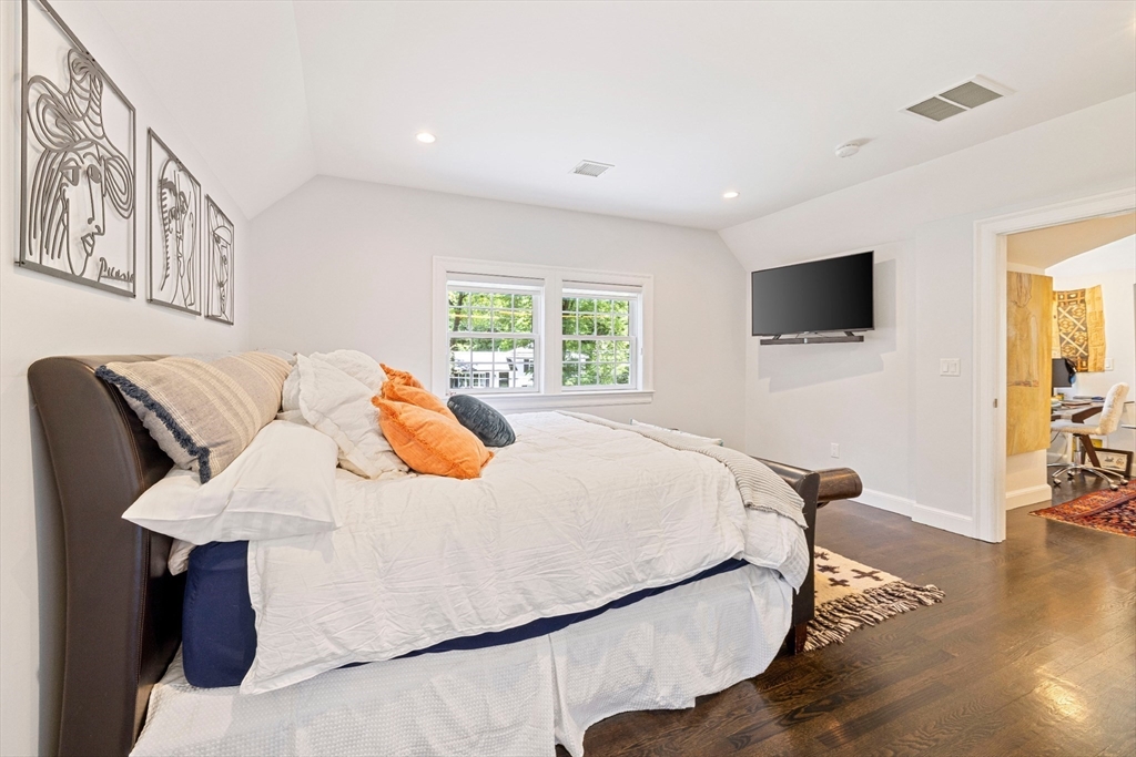 24 Constitution Road Lexington, MA 02421 - Photo 22 of 40