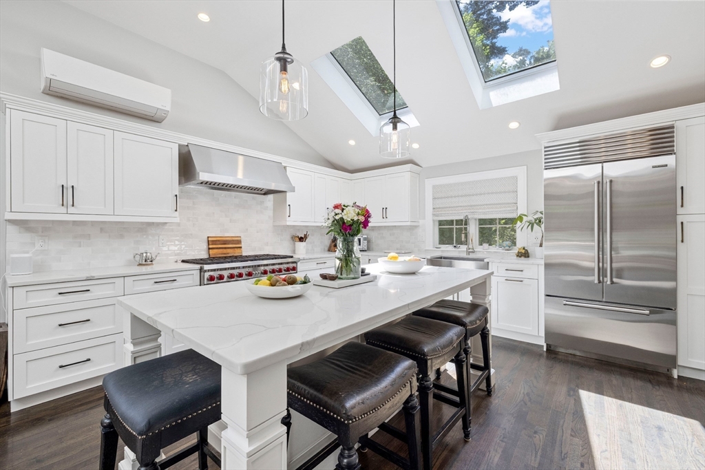 24 Constitution Road Lexington, MA 02421 - Photo 7 of 40