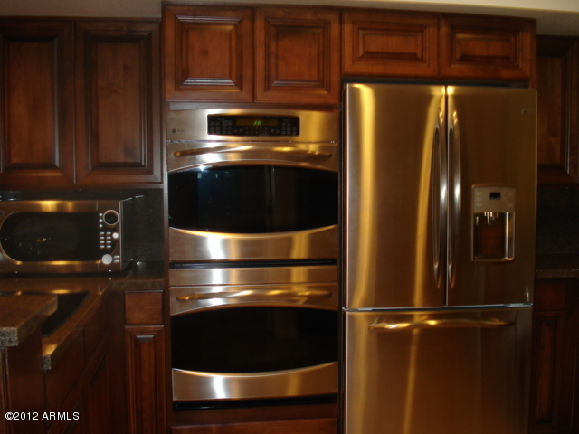 7760 East Gainey Ranch Road, Unit 10 Scottsdale, AZ 85258 - Photo 5 of 17 Stainless Appliances