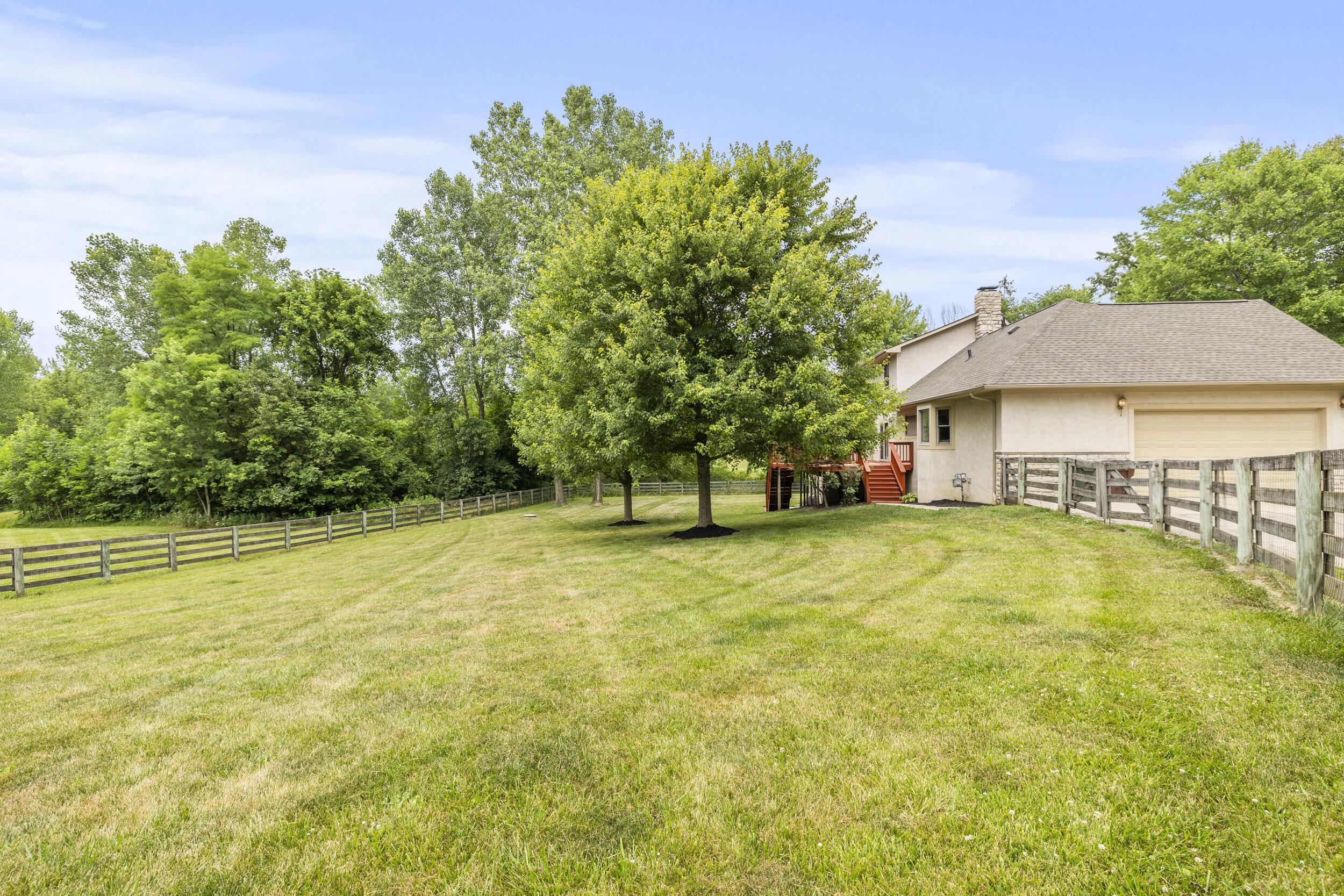 2501 Darling Road Blacklick, OH 43004 - Photo 44 of 59 43_backyard