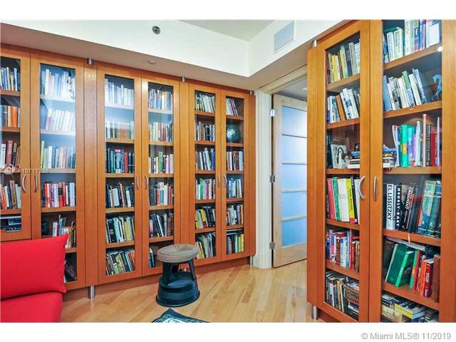 $1,500,000 | 18911 Collins Avenue, Unit 1401, Sunny Isles Beach, FL 33160