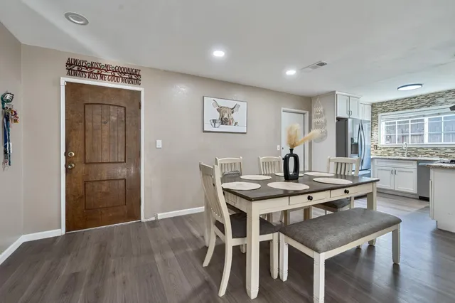 $459,000 | 10732 Paiute Way, Rancho Cordova, CA 95670