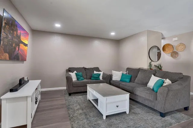 $459,000 | 10732 Paiute Way, Rancho Cordova, CA 95670