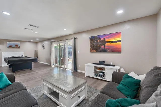 $459,000 | 10732 Paiute Way, Rancho Cordova, CA 95670