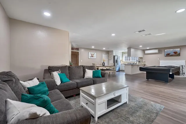 $459,000 | 10732 Paiute Way, Rancho Cordova, CA 95670