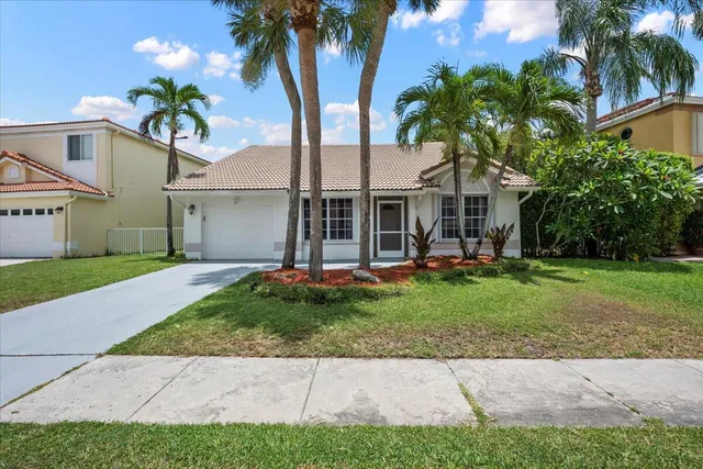 $530,000 | 7408 Heathley Drive, Lake Worth, FL 33467