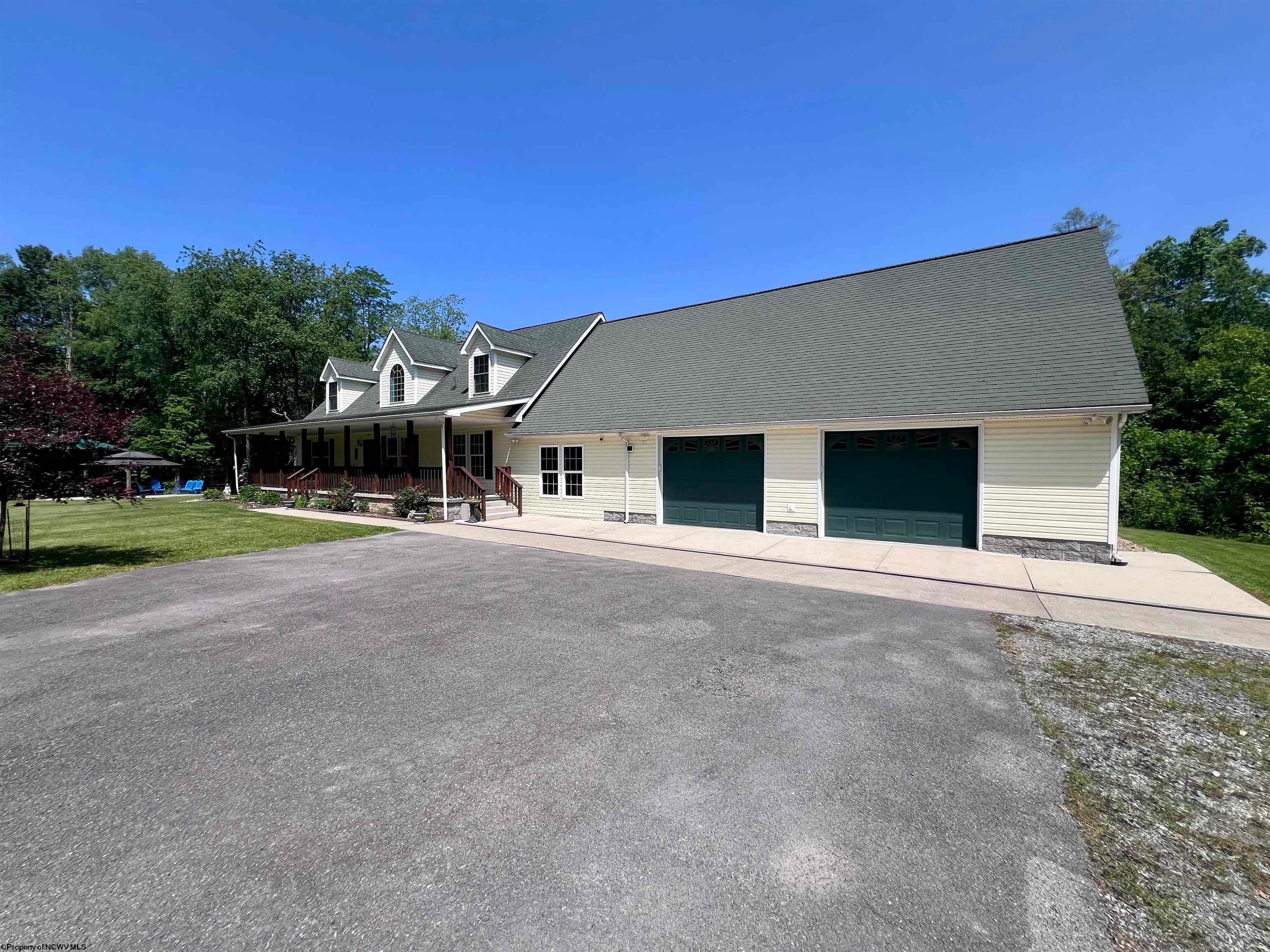 575 Weaver Road Belington, WV 26250 - Photo 4 of 37 Gallery Image 4