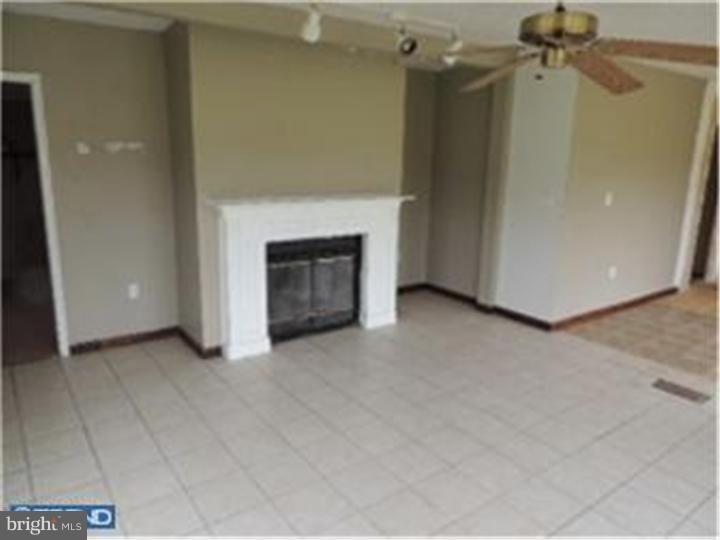 745 Lion Hope Road Clayton, DE 19938 - Photo 7 of 10 Family Room