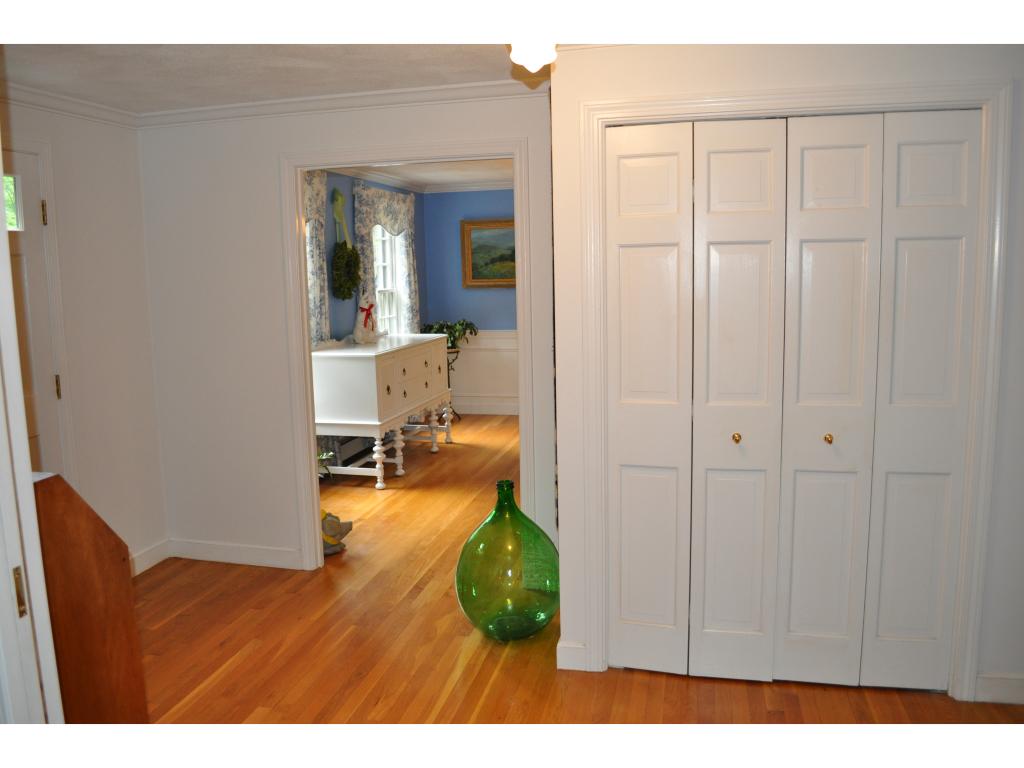 20 Southgate Road Hollis, NH 03049 - Photo 14 of 36
