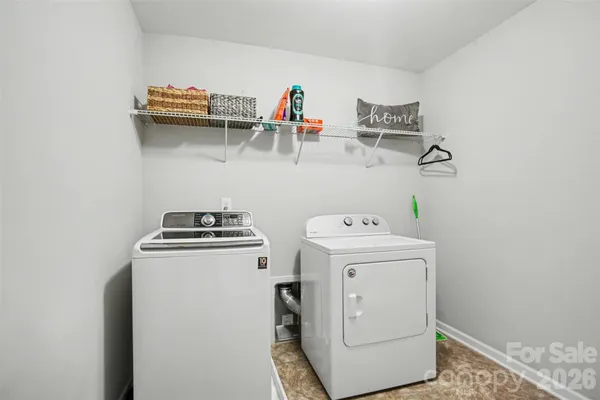 $525,000 | 10916 Tower Oak Drive, Charlotte, NC 28269