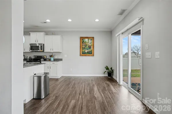 $525,000 | 10916 Tower Oak Drive, Charlotte, NC 28269