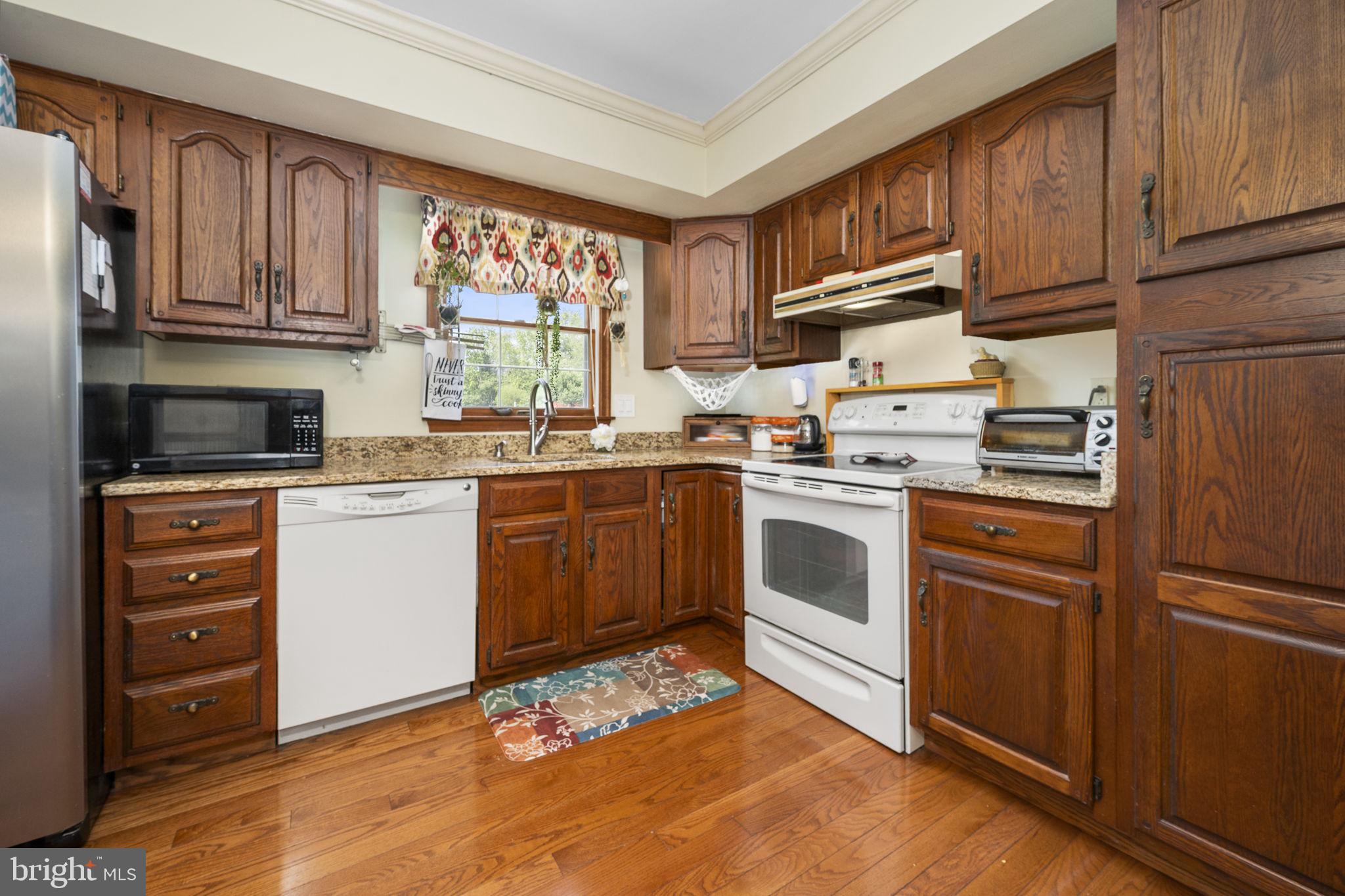 448 Media Road Oxford, PA 19363 - Photo 4 of 38 Gallery Image 4
