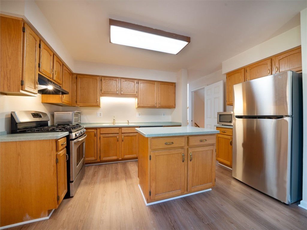 76 Brittany Circle Brighton, NY 14618 - Photo 7 of 21