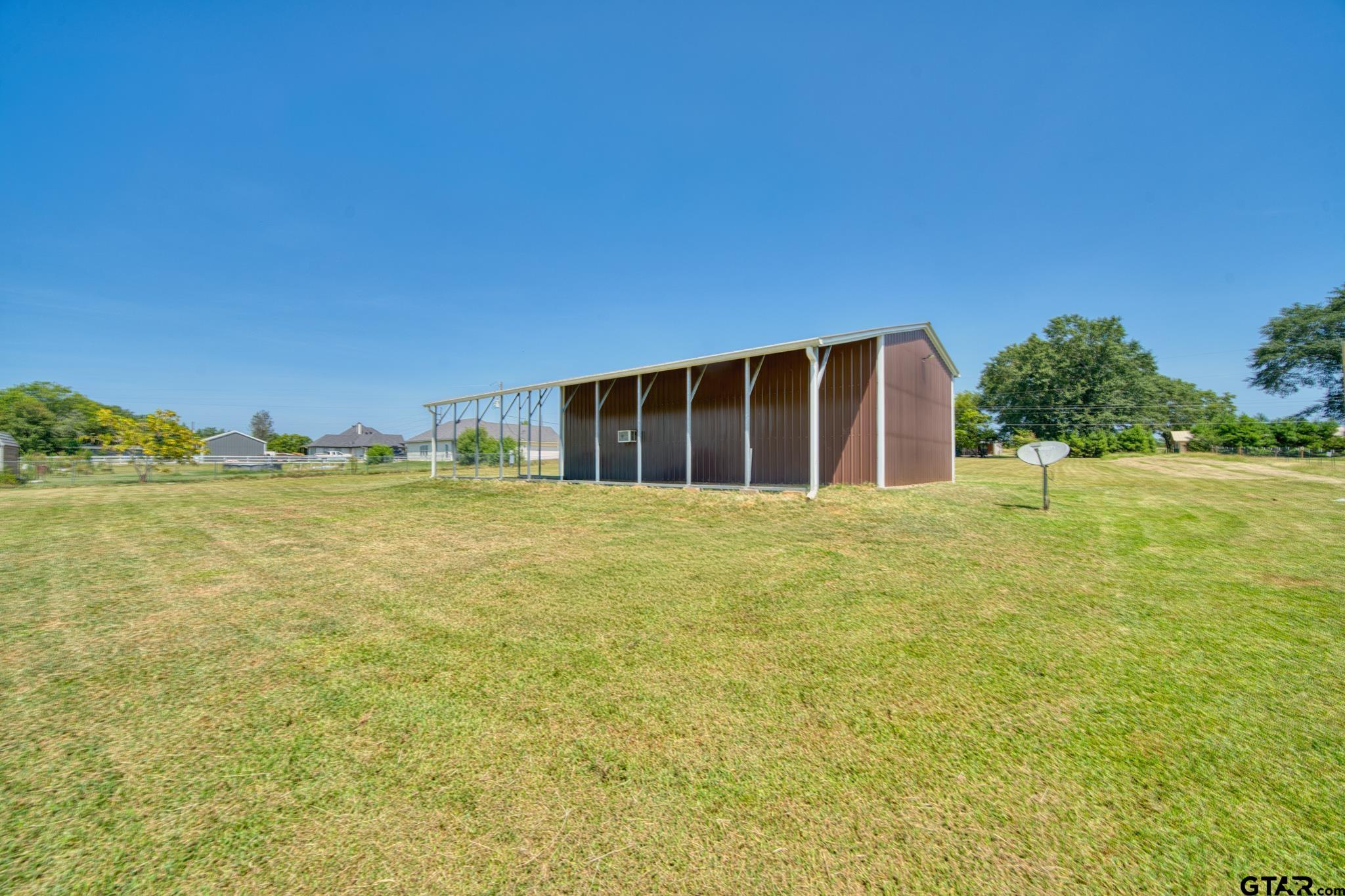 3324 Smelley Road Longview, TX 75605 - Photo 13 of 30 Gallery Image 13
