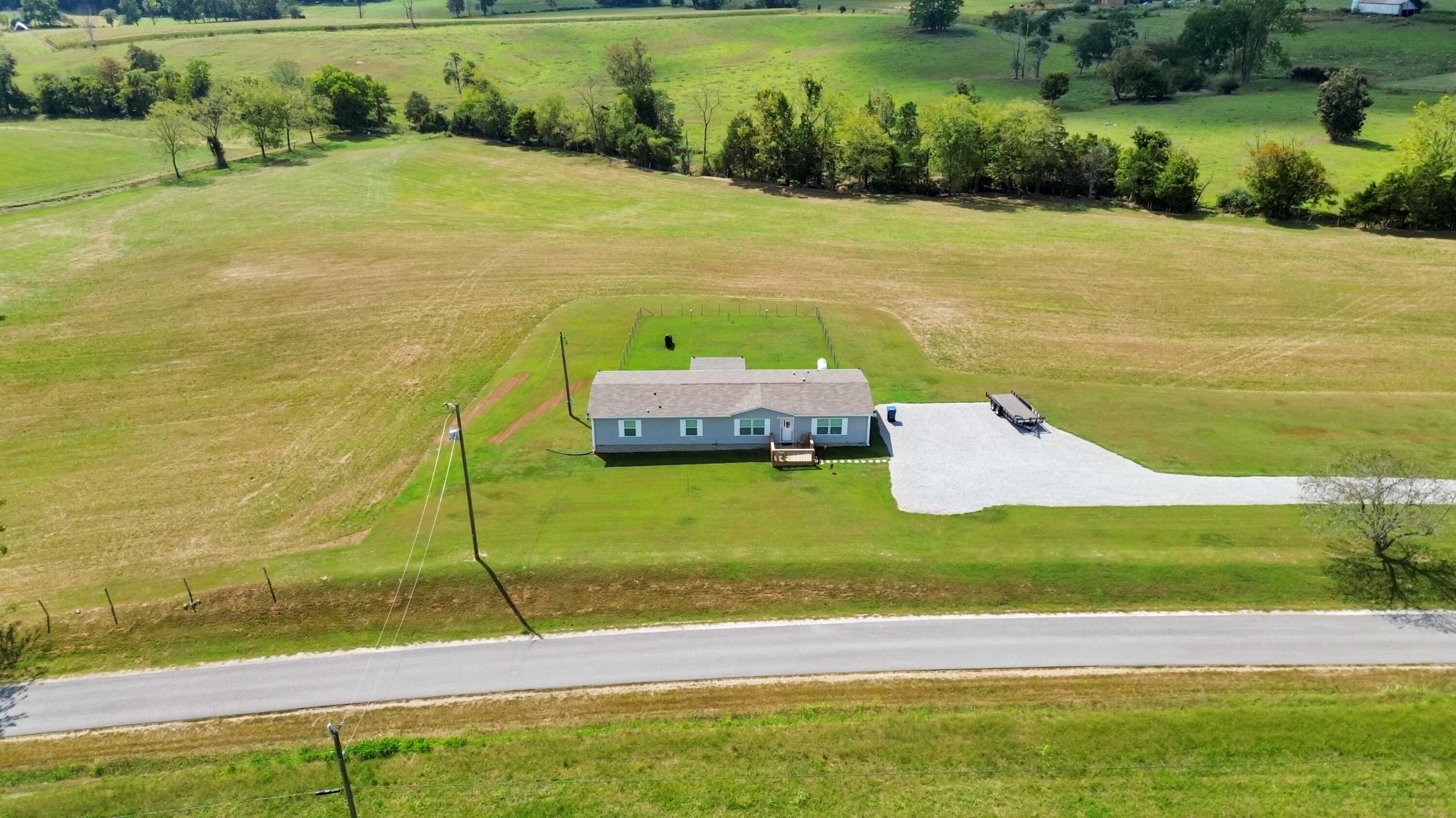 1649 James Road Somerset, KY 42501 - Photo 46 of 49 044
