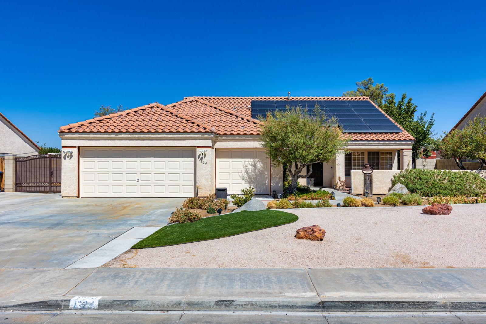 1224 Quail Way Ridgecrest, CA 93555 - Photo 1 of 45 Gallery Image 1