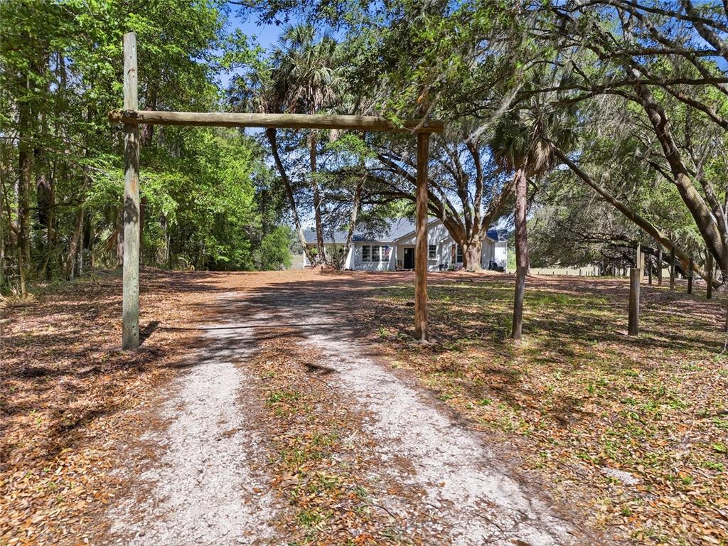22130 Northwest 75th Avenue Road Micanopy, FL 32667 - Photo 51 of 52