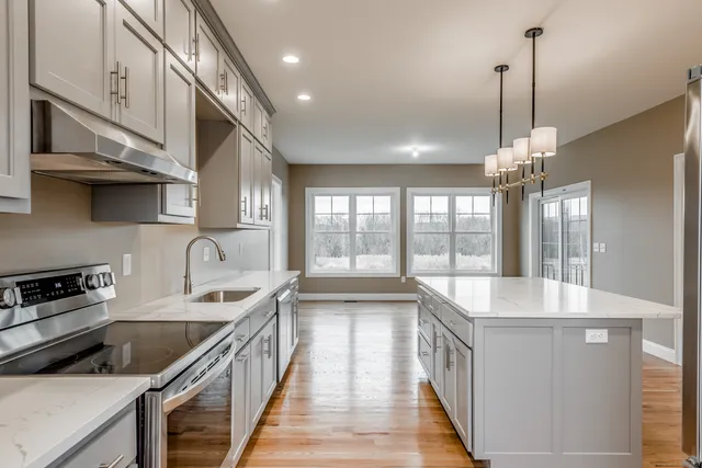 $846,440 | 365 Hillstown Road, Manchester, CT 06040